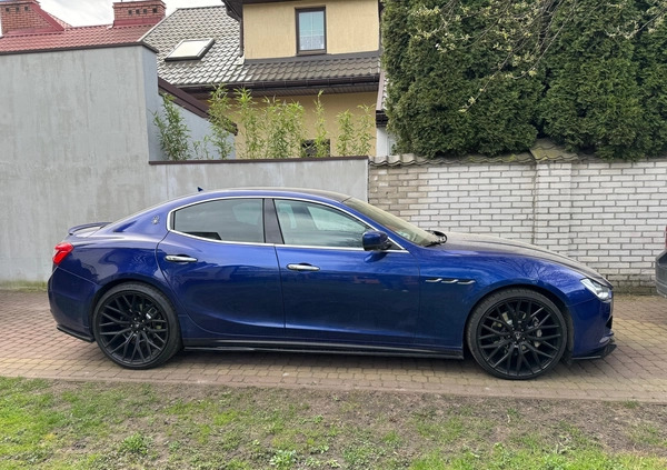 Maserati Ghibli cena 109999 przebieg: 177700, rok produkcji 2014 z Warszawa małe 121